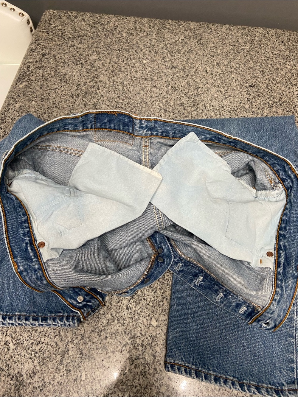 LEVI’S Mens 501 Original Fit 1990s Denim Straight Leg Button Fly Jeans W42 L30 - Picture 11 of 17